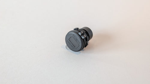 12V USB Outlet with Voltmeter